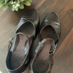 Dansko Dance ankle strap closed toe shoe  Euro 38